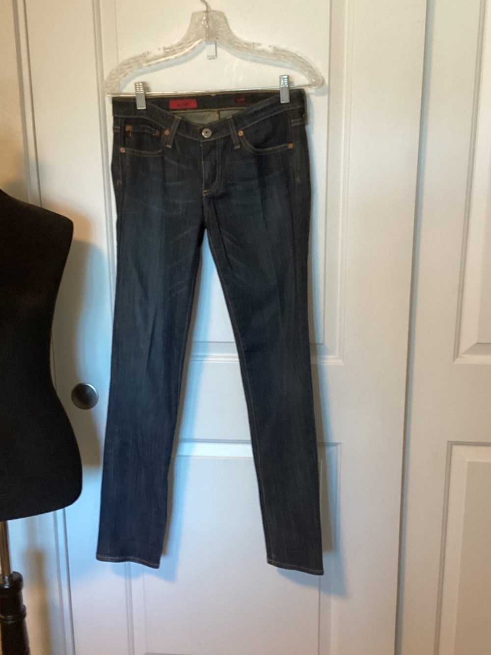 AG Women’s Skinny Jeans in Dark Indigo   26R